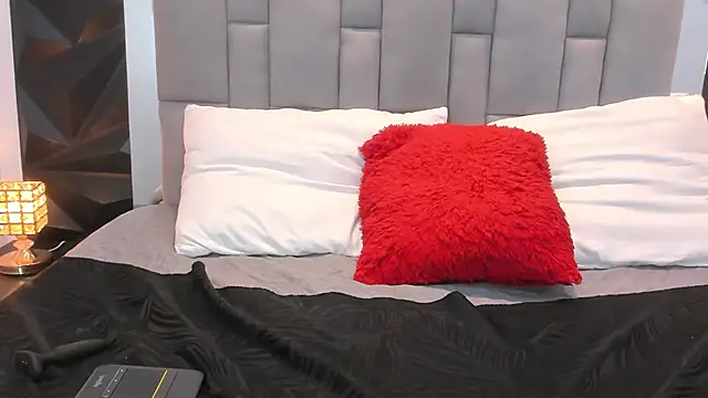 Snapshot of valentinasu1 chatting on March 2025 04:26:02 PM valentinasu1 online show from March 2025 04:26:02 PM