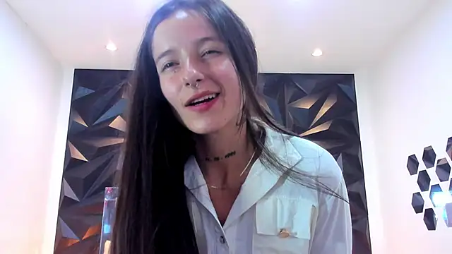 Snapshot of valentinasu1 chatting on October 2025 03:10:01 PM valentinasu1 online show from October 2025 03:10:01 PM