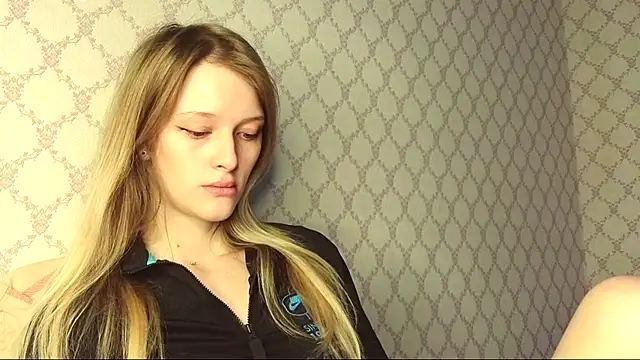 Evvie Summn1 online show from May 2026 02:24:02 PM