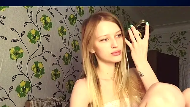Evvie Summn1 online show from May 2026 06:32:01 AM