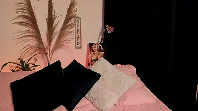 Snapshot of Serenity_Day chatting on October 2025 02:45:01 AM Serenity Day online show from October 2025 02:45:01 AM