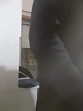 jonyfree1978 online show from December 2024 05:44:01 AM