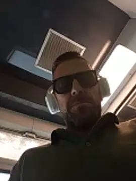 jonyfree1978 online show from June 2026 01:55:01 PM