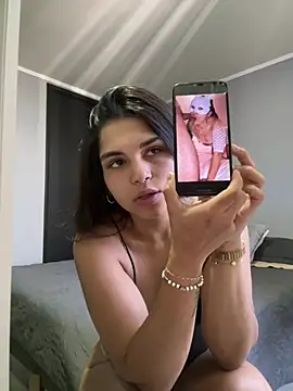 Snapshot of sc4ry_girl1 chatting on January 2025 06:47:01 PM sc4ry girl1 online show from January 2025 06:47:01 PM