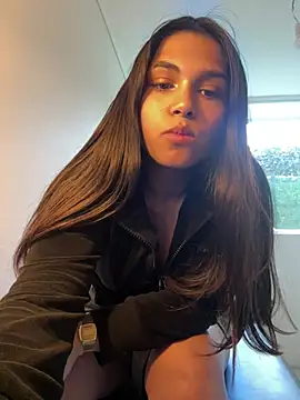 Snapshot of sc4ry_girl1 chatting on March 2025 06:45:02 PM sc4ry girl1 online show from March 2025 06:45:02 PM