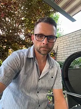 Perry devot online show from May 2026 04:48:02 PM