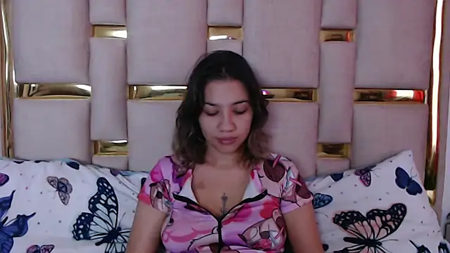 nina carther online show from November 2025 11:10:01 AM