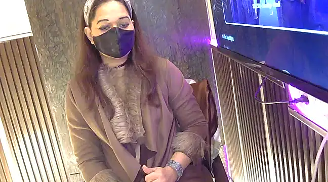 fabdemira online show from January 2025 07:00:02 PM