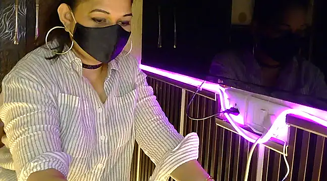 fabdemira online show from January 2025 01:39:02 AM