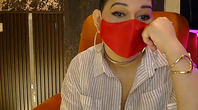 fabdemira online show from February 2025 10:10:02 PM