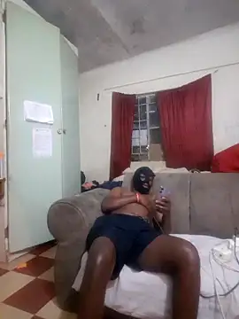 Snapshot of Polygamist chatting on September 2025 12:12:02 AM Polygamist online show from September 2025 12:12:02 AM