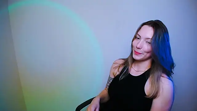 Snapshot of VanessaMay_ chatting on January 2025 02:15:02 AM VanessaMay online show from January 2025 02:15:02 AM