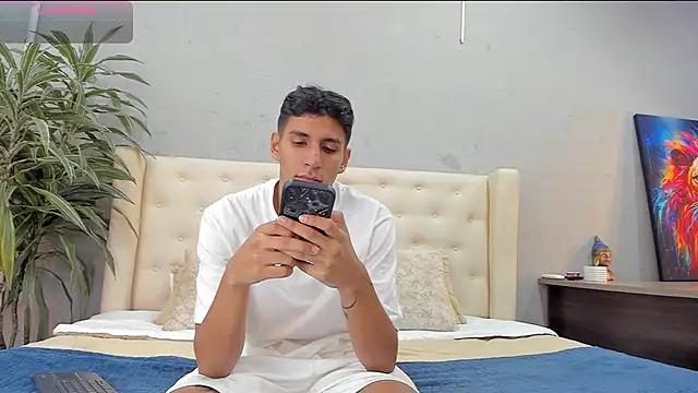 Snapshot of kieran_derek chatting on October 2025 03:37:02 AM kieran derek online show from October 2025 03:37:02 AM