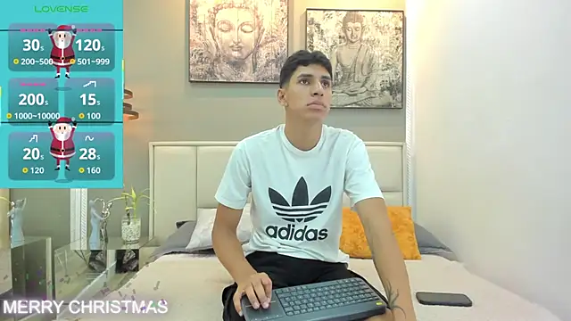 Snapshot of kieran_derek chatting on December 2025 03:37:02 AM kieran derek online show from December 2025 03:37:02 AM