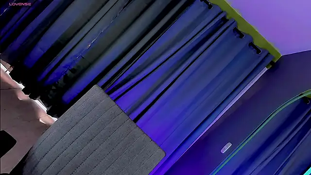 gatitavenecis online show from February 2025 07:55:01 PM