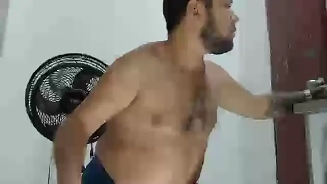 Snapshot of very2_sexy chatting on February 2025 10:52:02 PM very2 sexy online show from February 2025 10:52:02 PM