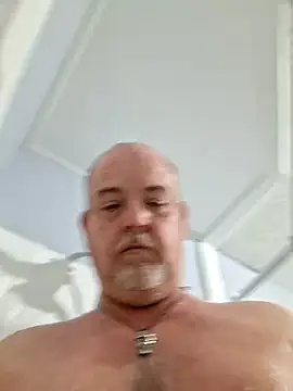 marc1812 online show from January 2026 10:25:02 PM