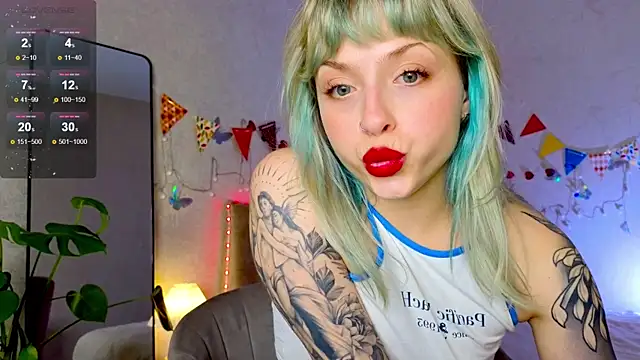 lavenderluxe online show from October 2025 01:00:01 PM