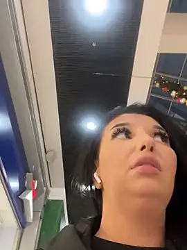 Tisha Busty online show from November 2025 01:36:01 PM