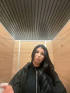 Tisha Busty online show from December 2025 12:23:02 PM