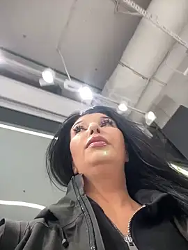 Tisha Busty online show from April 2026 01:42:02 PM