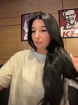 Tisha Busty online show from May 2026 01:30:01 PM