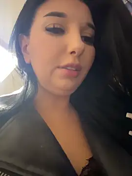 Tisha Busty online show from May 2026 01:50:01 PM