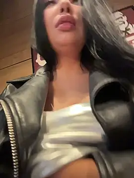 Tisha Busty online show from May 2026 12:35:02 PM