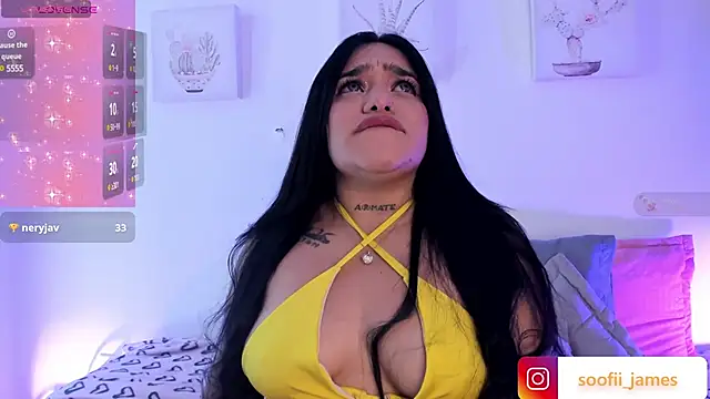 Snapshot of Sofi-James chatting on January 2025 07:12:02 AM Sofi-James online show from January 2025 07:12:02 AM