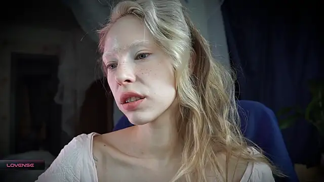  Phantom thread  online show from October 2025 08:48:02 AM