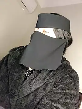 -Arab milf- online show from February 2025 08:20:01 AM