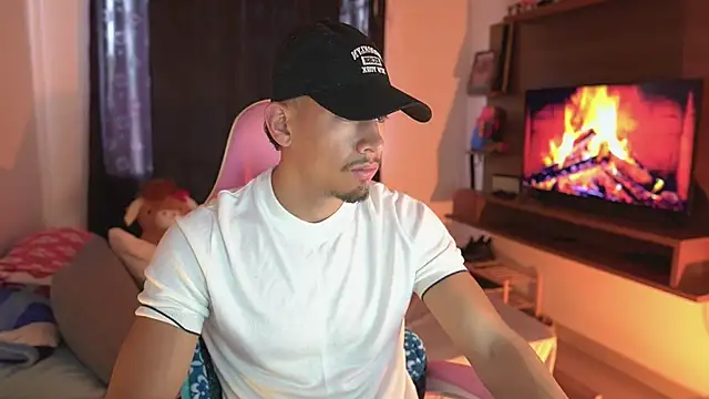 Aaronfox x online show from May 2026 04:15:02 PM