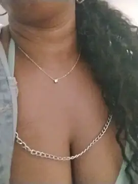 Snapshot of KittyKayla chatting on November 2025 04:44:02 AM KittyKayla online show from November 2025 04:44:02 AM