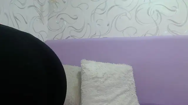 Snapshot of NathaliaSmith3x chatting on November 2025 04:00:02 AM NathaliaSmith3x online show from November 2025 04:00:02 AM