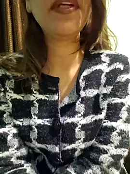 MIss-Naina online show from February 2025 01:22:01 AM