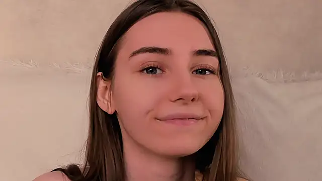 Snapshot of MeghanElson chatting on September 2025 11:43:01 AM MeghanElson online show from September 2025 11:43:01 AM