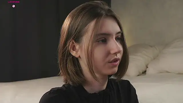 MeghanElson online show from April 2026 12:44:02 PM