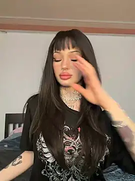 madelinexx online show from April 2026 11:15:01 AM