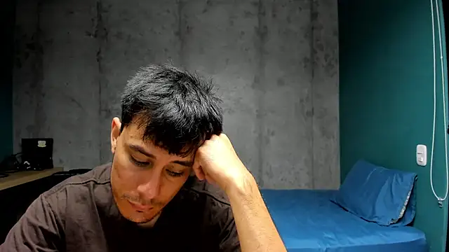 Huge latin cock online show from March 2026 01:11:01 AM