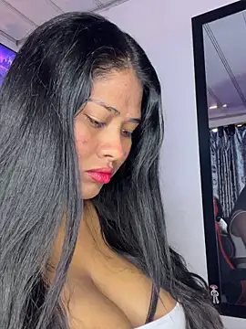 Snapshot of hurren_pasha chatting on October 2025 12:27:01 PM hurren pasha online show from October 2025 12:27:01 PM