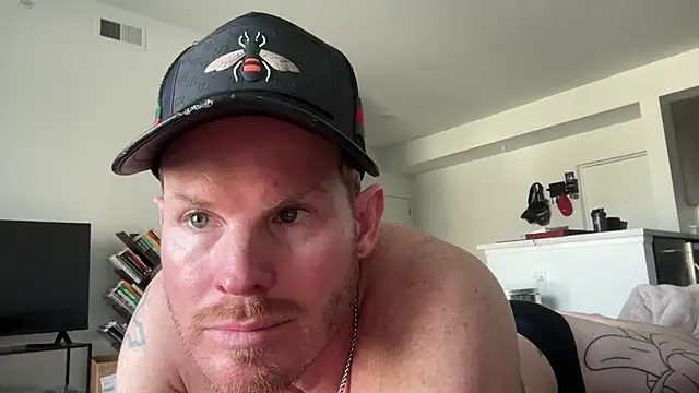 crossfitterguy87 online show from March 2026 08:33:01 PM