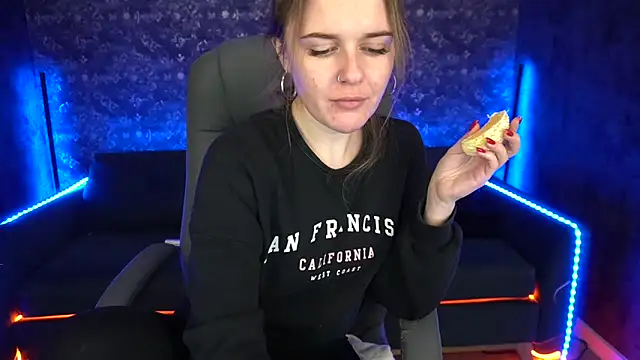 MaribelRiverr  online show from February 2025 09:47:02 AM