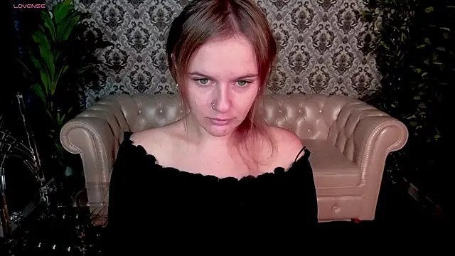 MaribelRiverr  online show from September 2025 05:42:01 AM