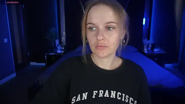 MaribelRiverr  online show from September 2025 05:46:01 AM