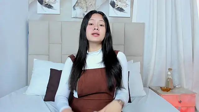 Snapshot of Jaslyn__Smith chatting on January 2025 02:08:02 PM Jaslyn Smith online show from January 2025 02:08:02 PM