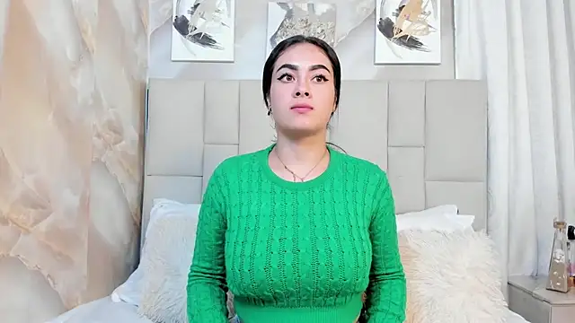 Snapshot of Jaslyn__Smith chatting on November 2025 03:24:01 PM Jaslyn Smith online show from November 2025 03:24:01 PM