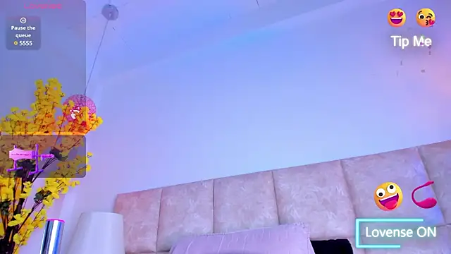 KimVelezz online show from February 2025 08:20:02 PM