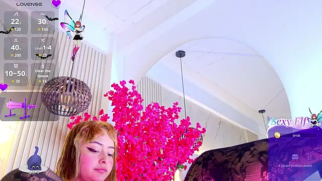 KimVelezz online show from July 2026 07:24:01 PM