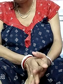 miss-Riy online show from December 2025 04:46:02 PM