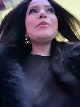 Snapshot of Chloe__Moon chatting on December 2024 10:56:02 AM Chloe Moon online show from December 2024 10:56:02 AM